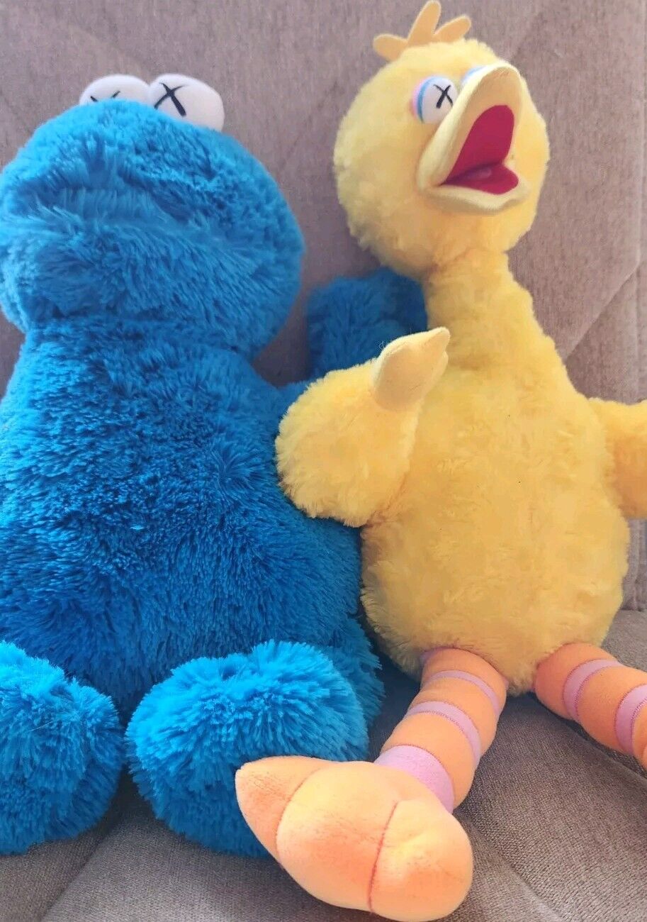 KAWS Sesame Street Plush UNIQLO Limited Cookie Monster Big Bird Set of 2