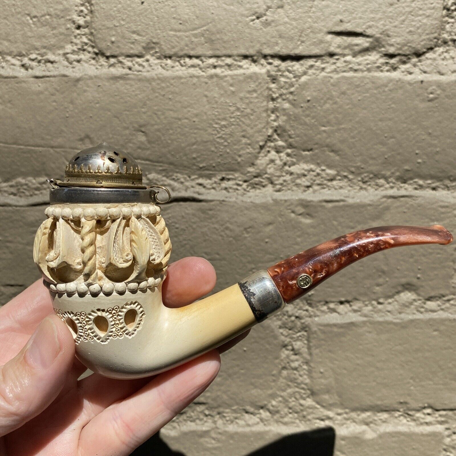 Meerschaum Antique Highly Carved Pipe