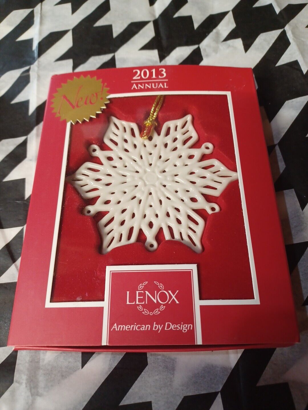 Lenox 2013 Annual Snow Fantasies Snowflake Ornament Original Red Box Christmas