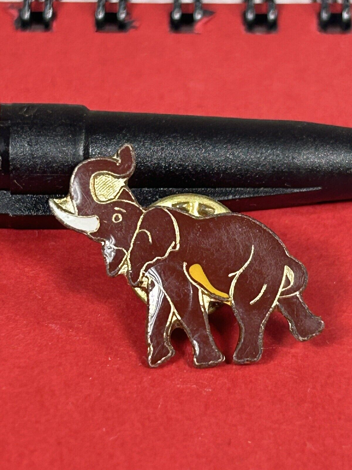 Elephant Pachyderm Pakaderm vintage Enamel Pin Lapel Hat Tie Tac Alabama