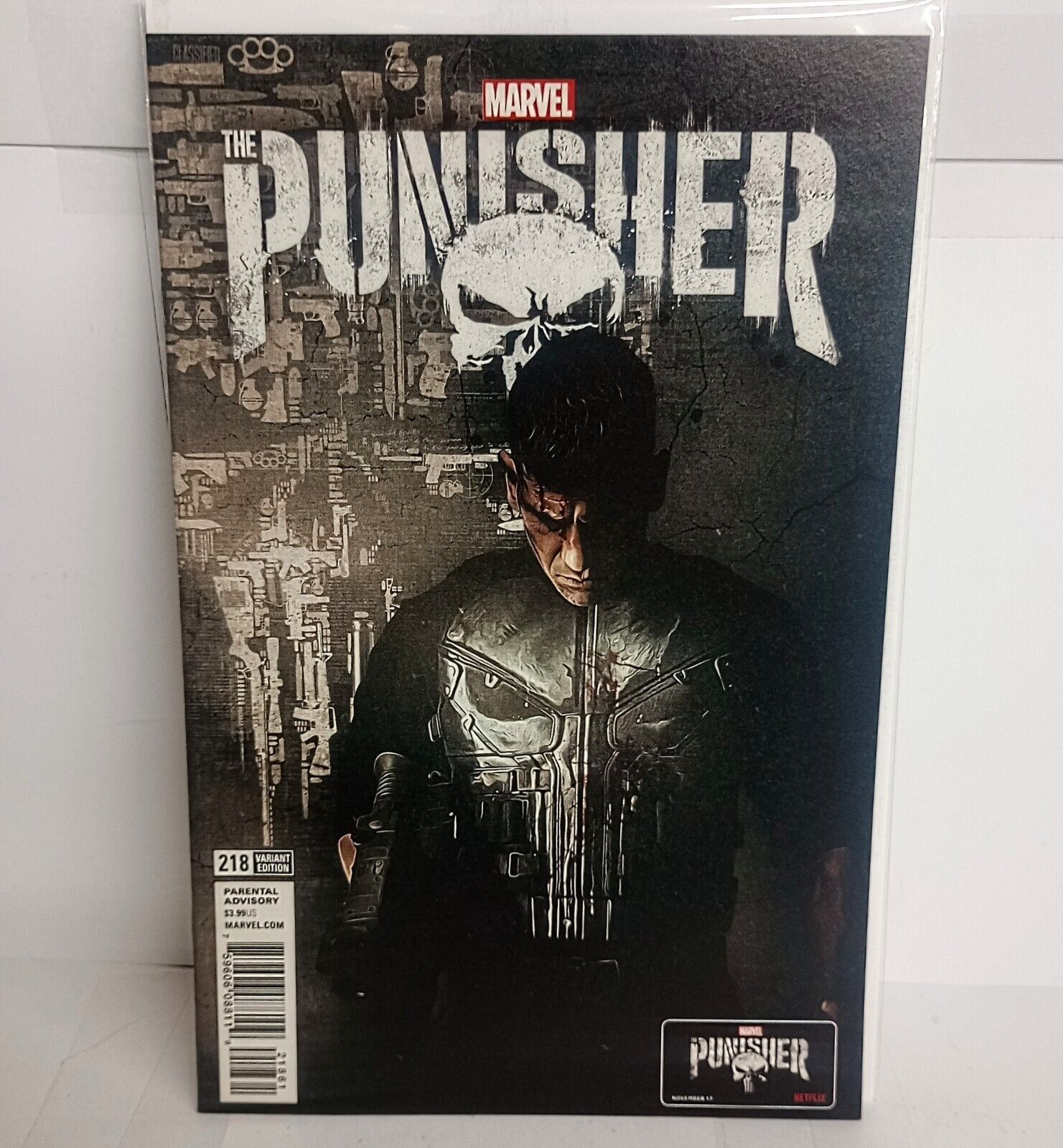The Punisher - #218 Bernthal Netflix TV Variant (2018) 9.0 NM/M Crain/Rossenberg
