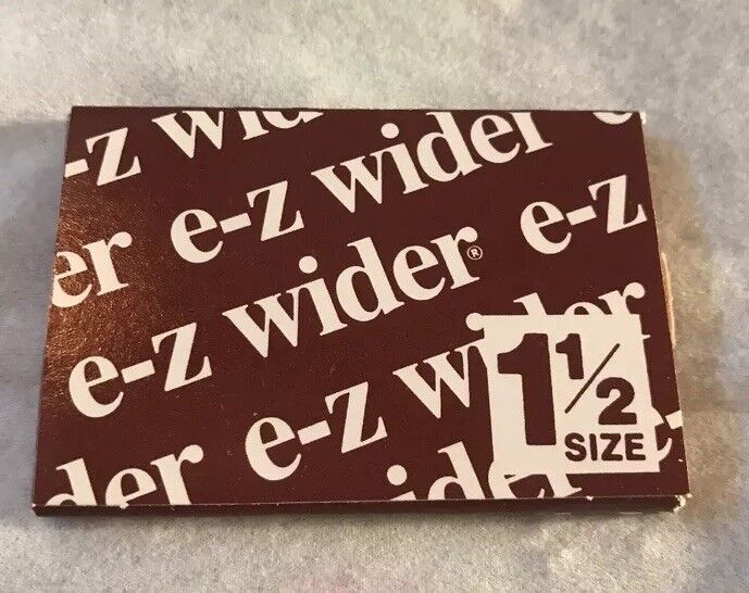 Vintage E Z Wider Rolling Papers