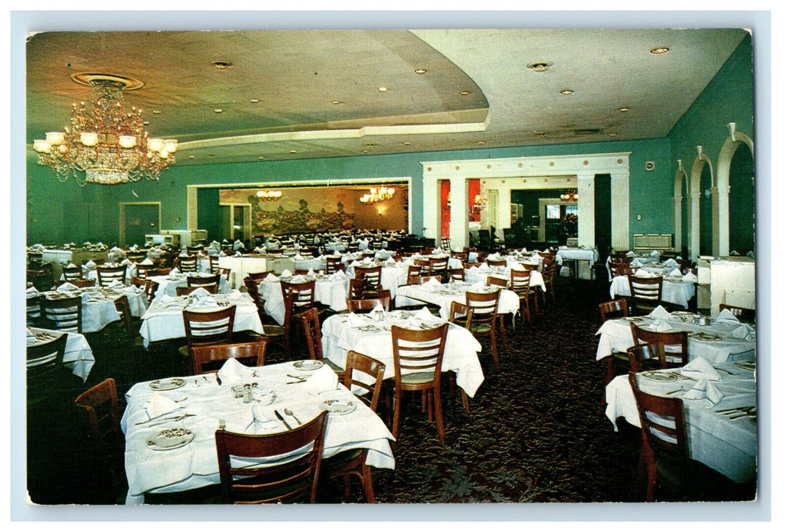 c1960\'s Crystal Dining Room Waverly Inn Cheshire Restaurant CT Postcard