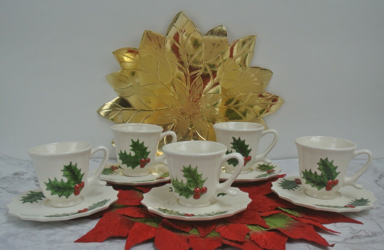 Vintage Set of 5 Hand Painted in 1982 with Christmas Holly Cups and Saucers