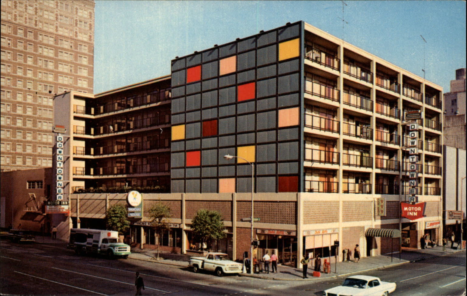 Houston Texas Downtowner Motor Inn mid century modern 1960s car truck postcard