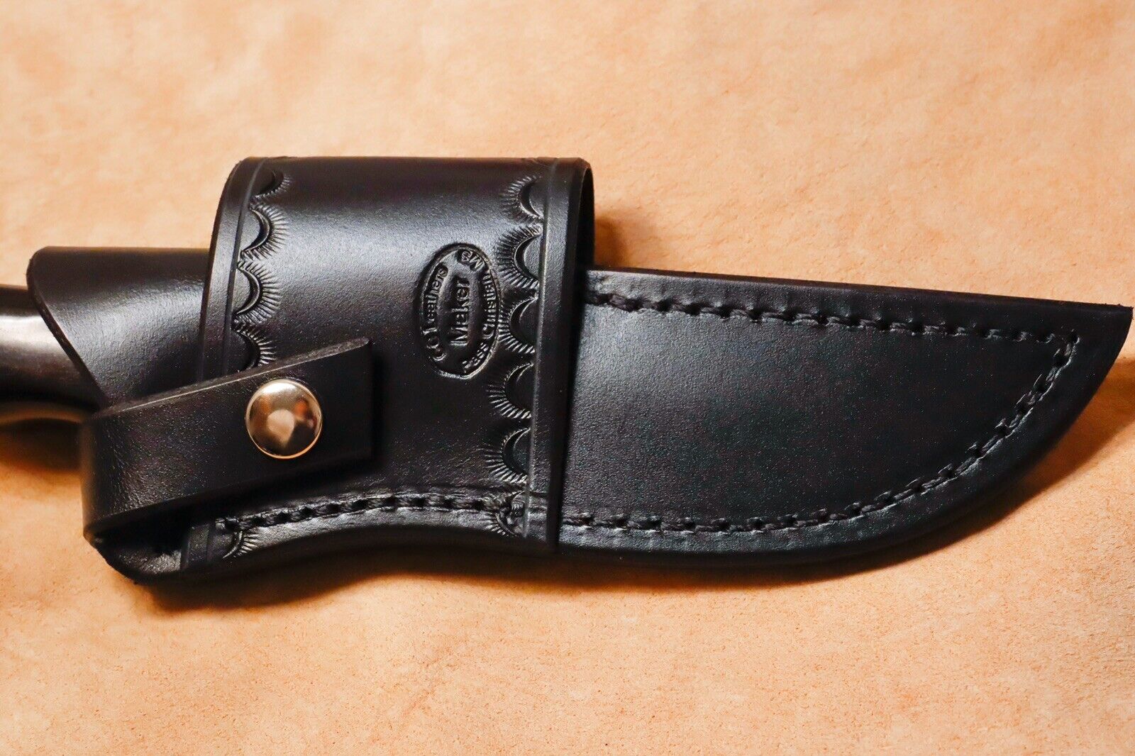 Custom Black Leather Crossdraw Sheath for Buck 119 