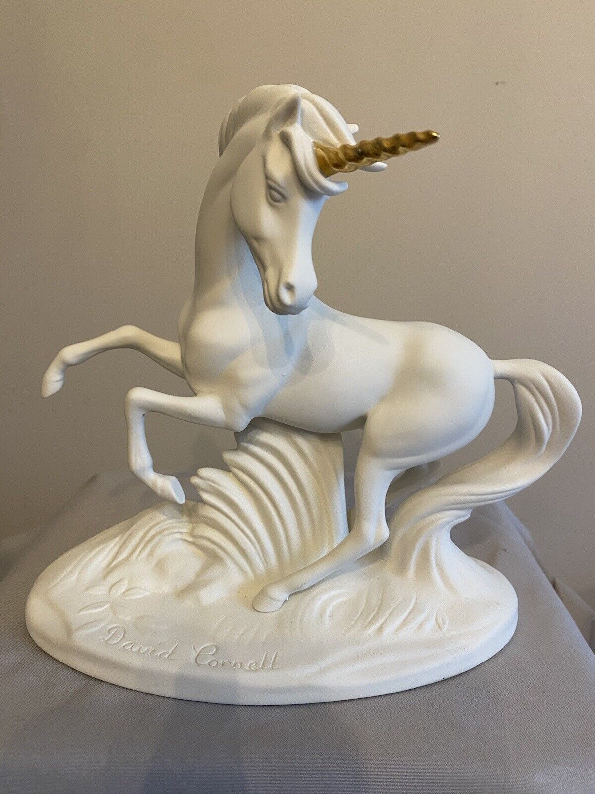 1986 Franklin Mint “The Spirit Of Romance” Porcelain Unicorn