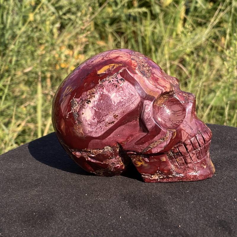 1.54LB Natural Mookaite Quartz Skull Carved Crystal Healing Model Skull Gift