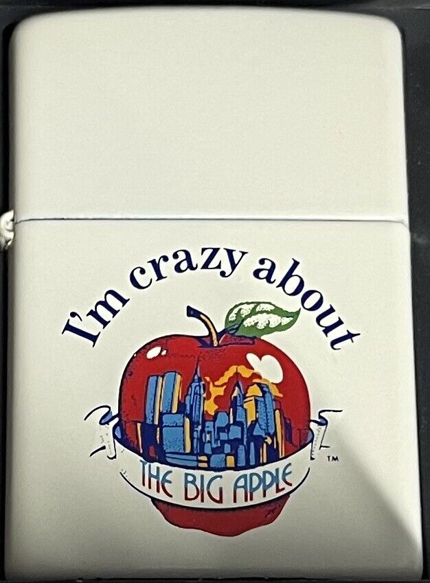 ZIPPO 2000 IM CRAZY ABOUT THE BIG APPLE WHITE MATTE LIGHTER SEALED IN BOX 58N