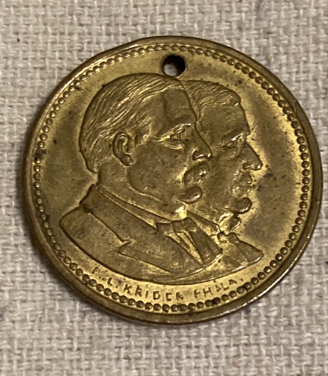 1884 CLEVELAND & HENDRICKS president token coin medal Campaign Vintage Old