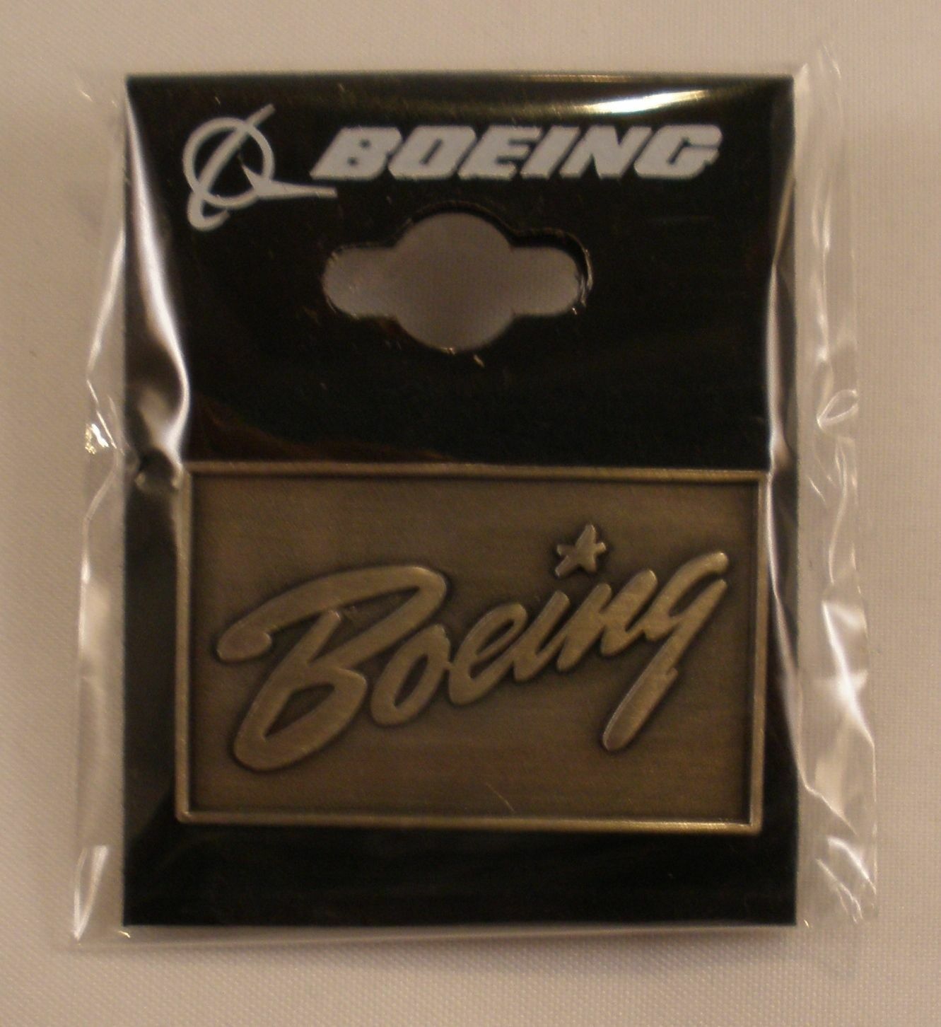 PIN- Lapel, 1940s Boeing Logo, Vintage Aviation  BOE-0109