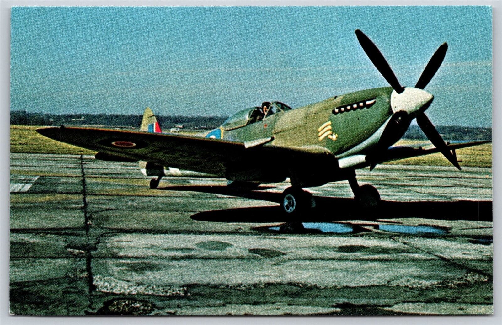 Postcard Supermarine Spitfire Mark LK XVI E military aircraft S137