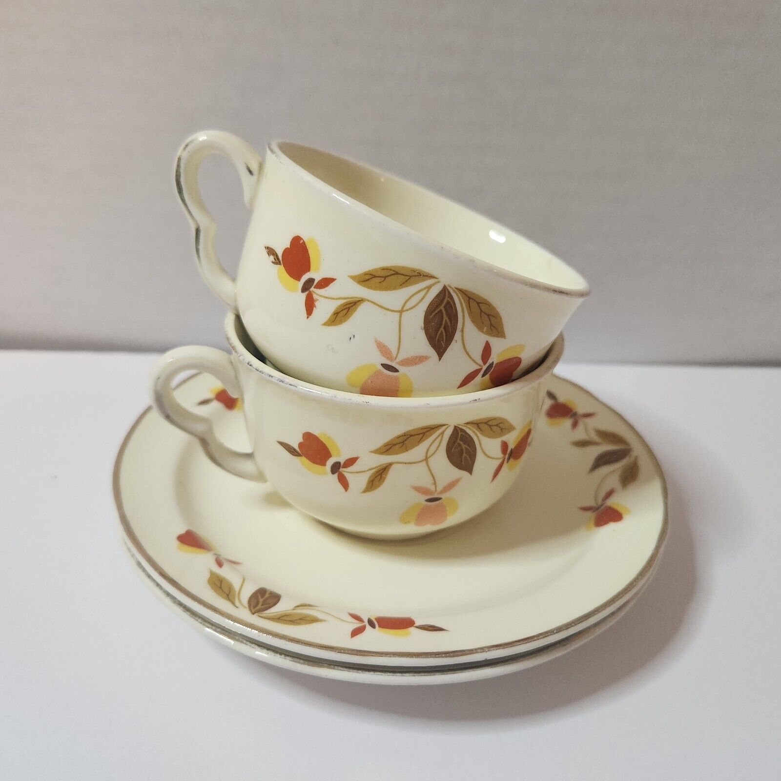 Jewel Tea Hall Tea Cups With Saucers Autumn Leaf Vintage 4 Piece Set