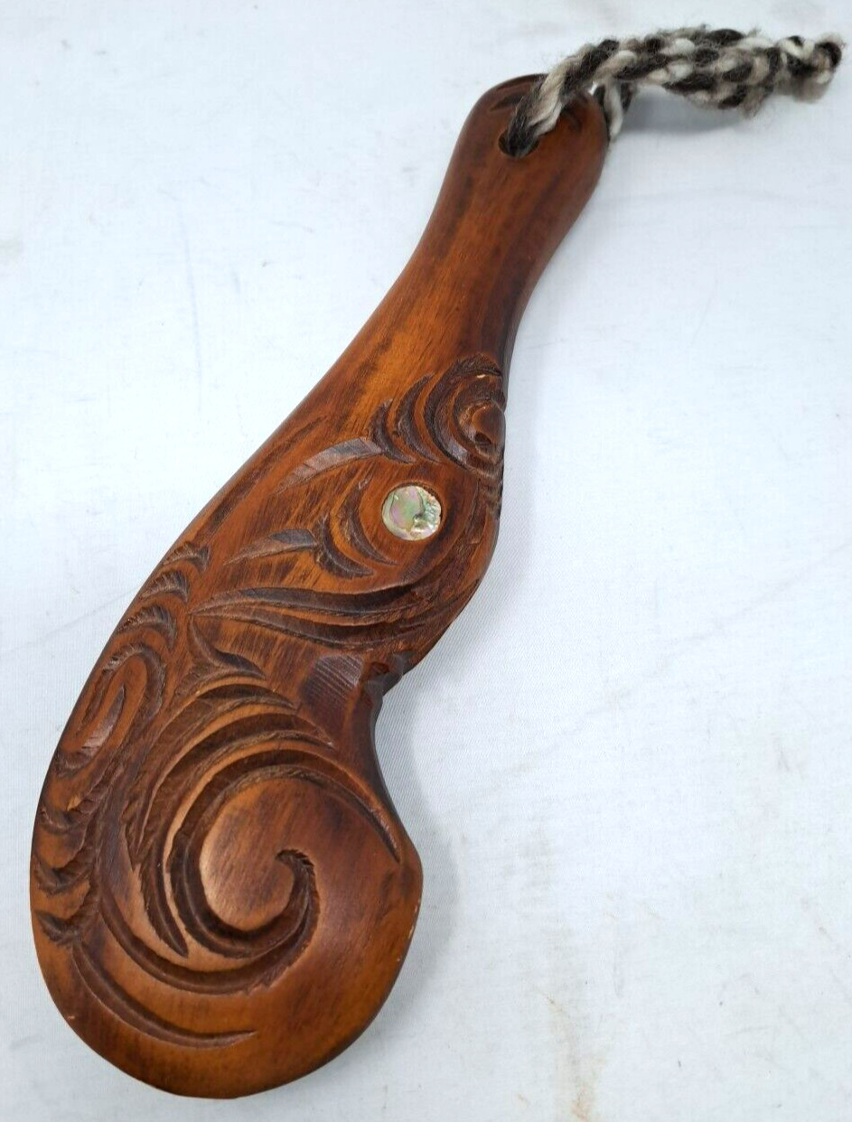 Wooden Maori New Zealand Wahaika Carved War Club with Abalone Inlays 11\