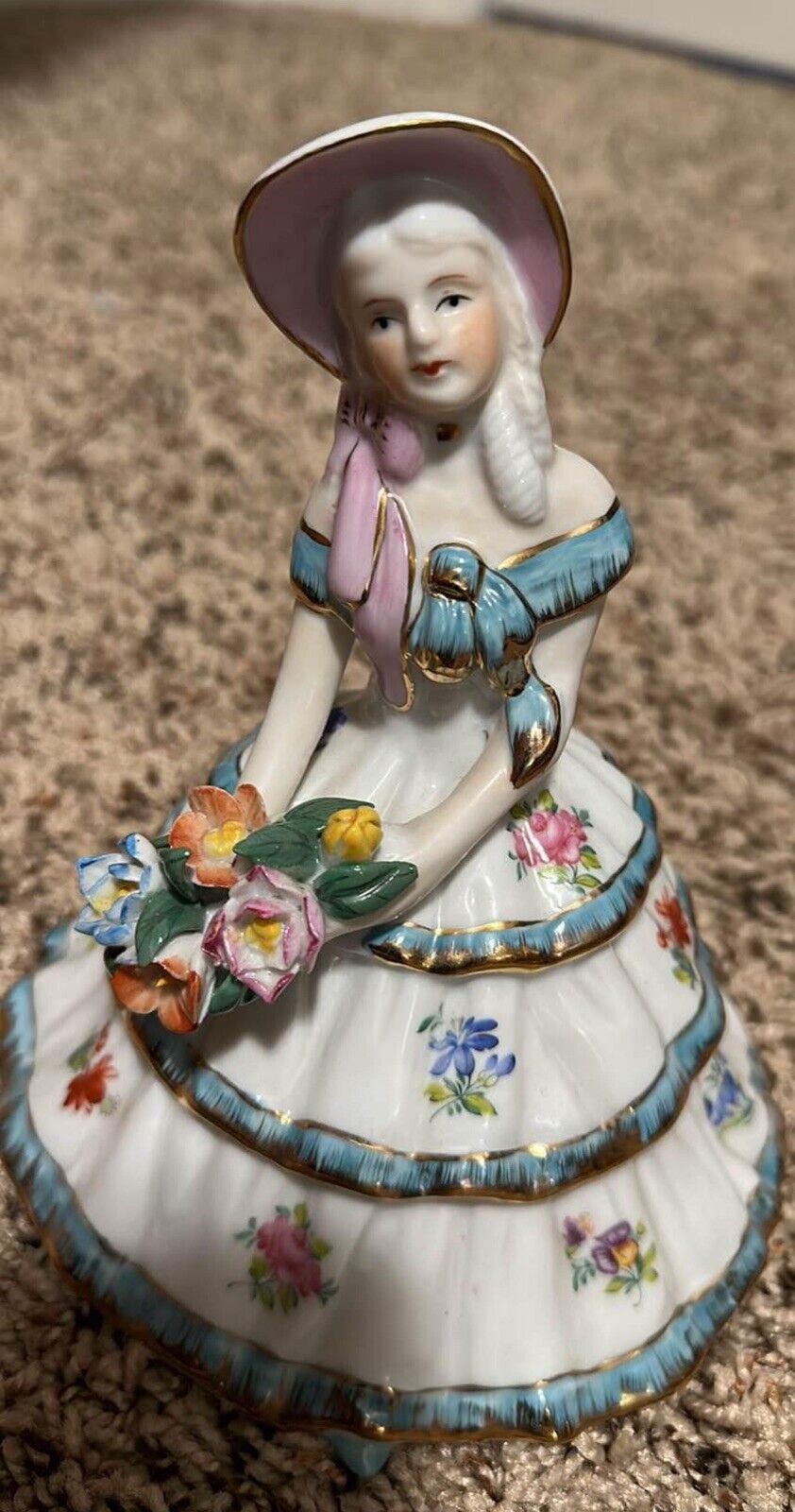 Vintage Victorian Porcelain Lady Figurine W/Bouquet and Gold Trim