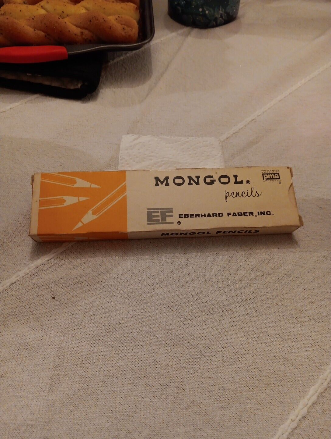 mongol no. 2 pencils