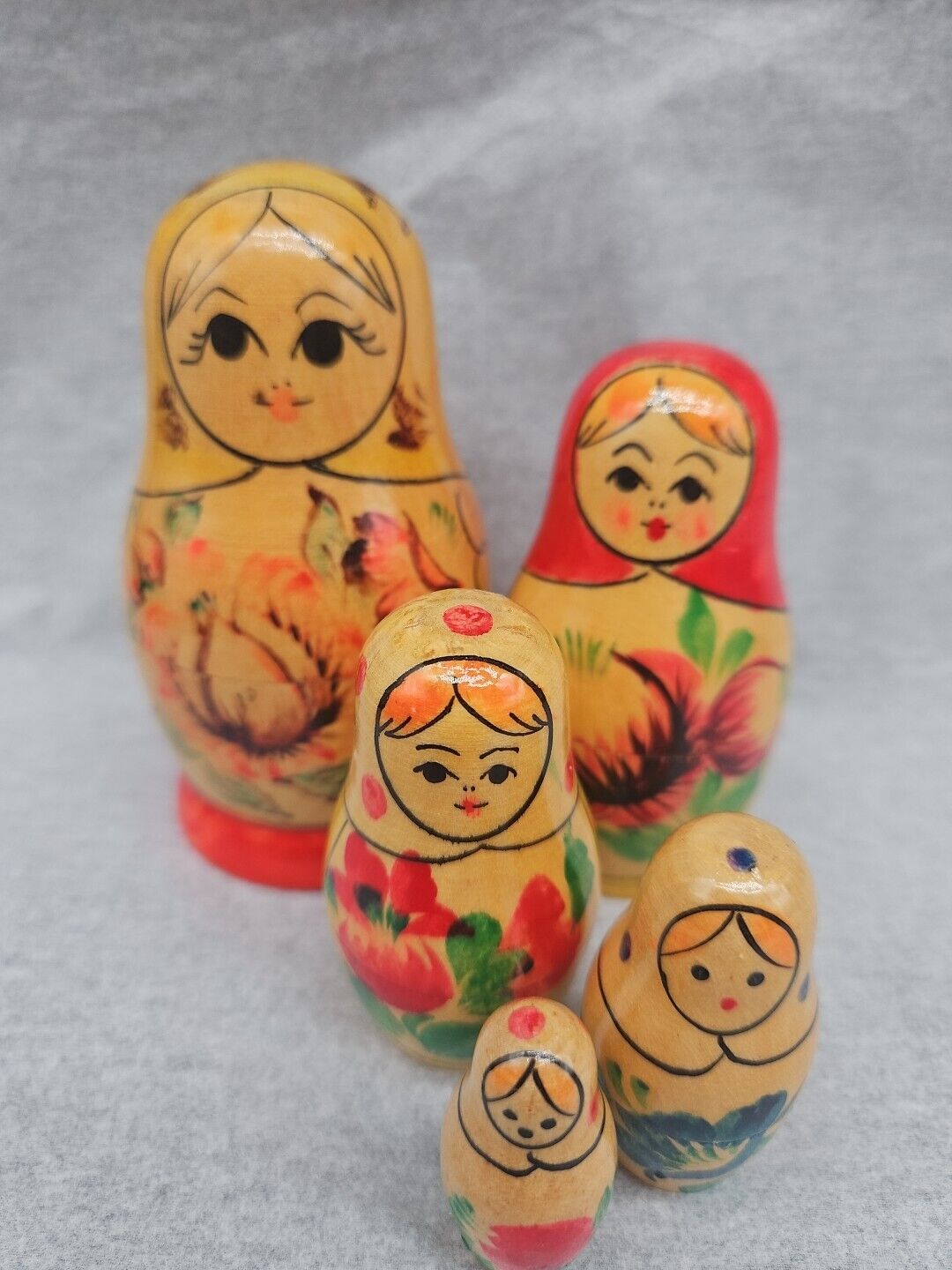 Vintage Nesting Dolls Matryoshka Hand Painted 5 USSR 4\