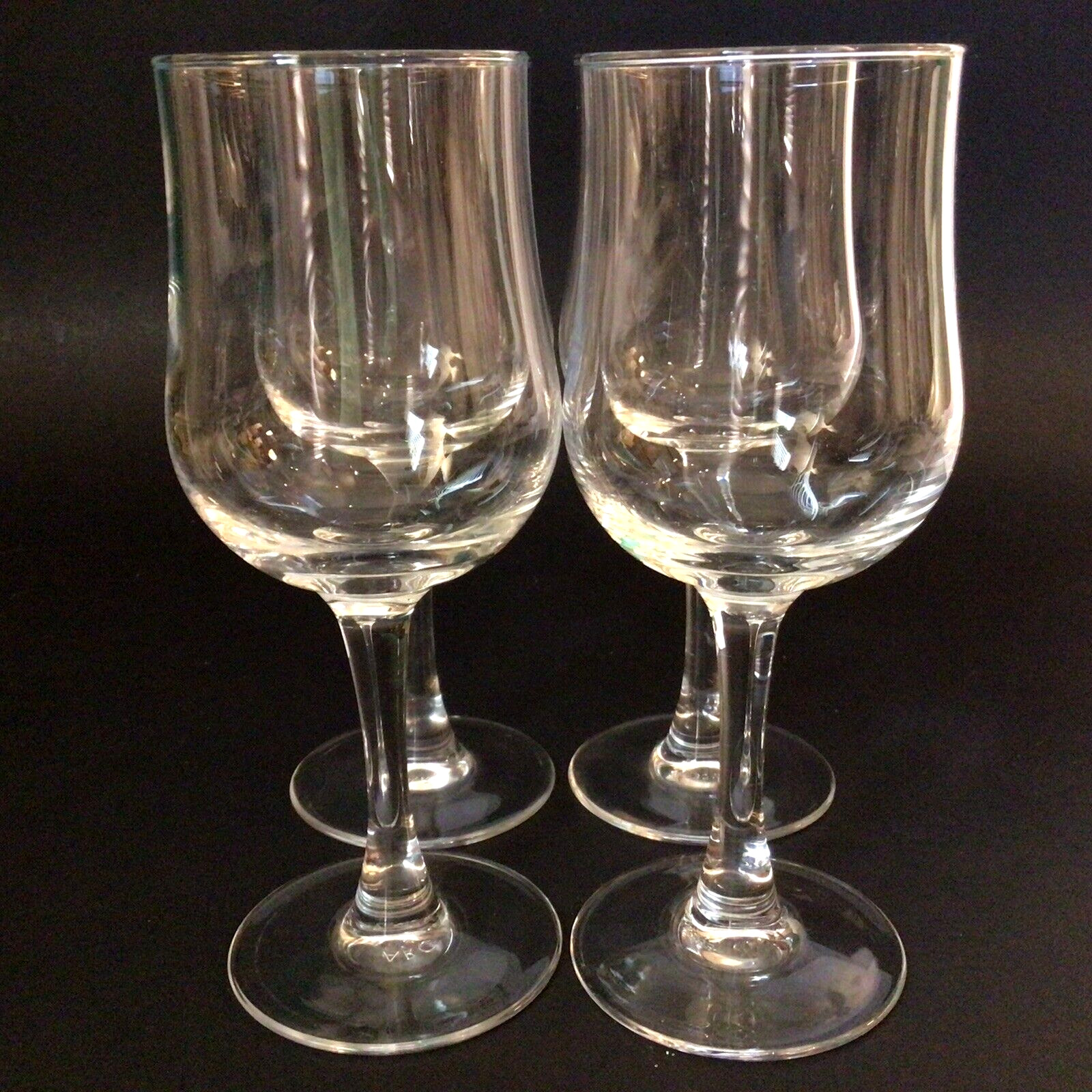ARC FRANCE CRYSTAL WINE GLASSES 6 1/2\