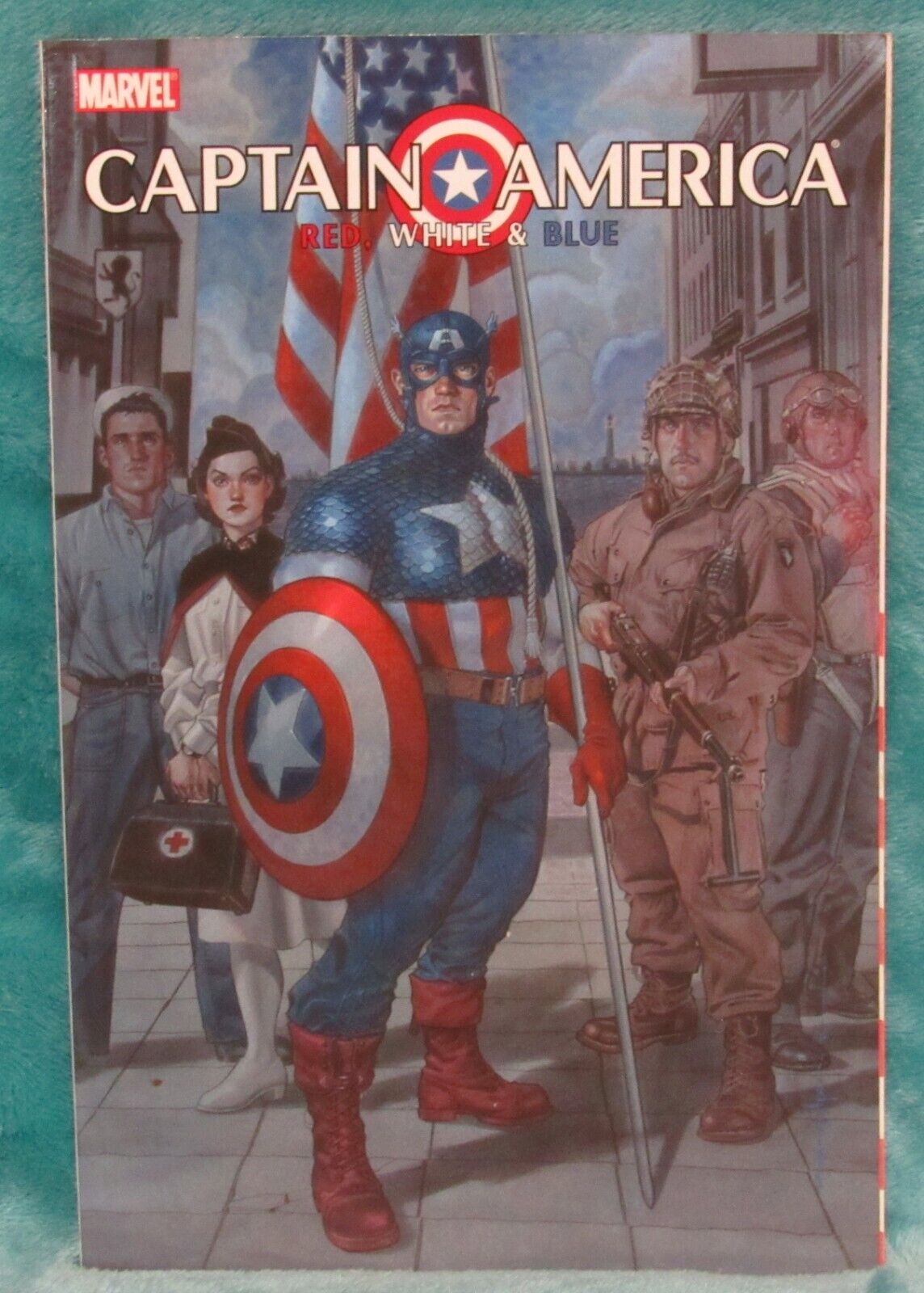 CAPTAIN AMERICA Red White & Blue 2007 TPB Marvel Comics GN First Printing