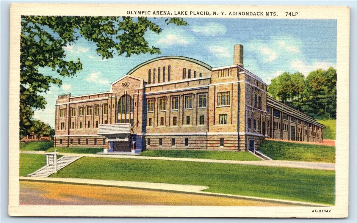 Postcard Olympic Arena, Lake Placid NY linen 1940 G135