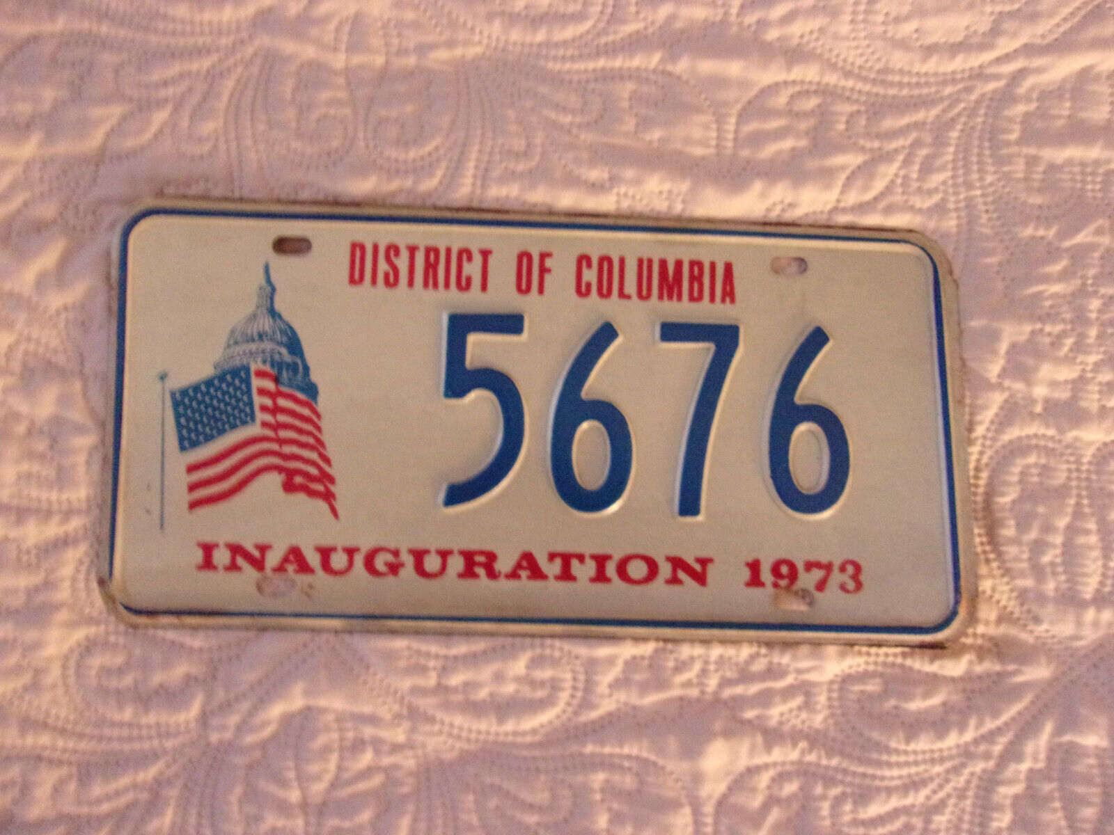Vintage NEAR MINT 1973 DISTRICT OF COLUMBIA Commemorative Inauguration Lic Plate