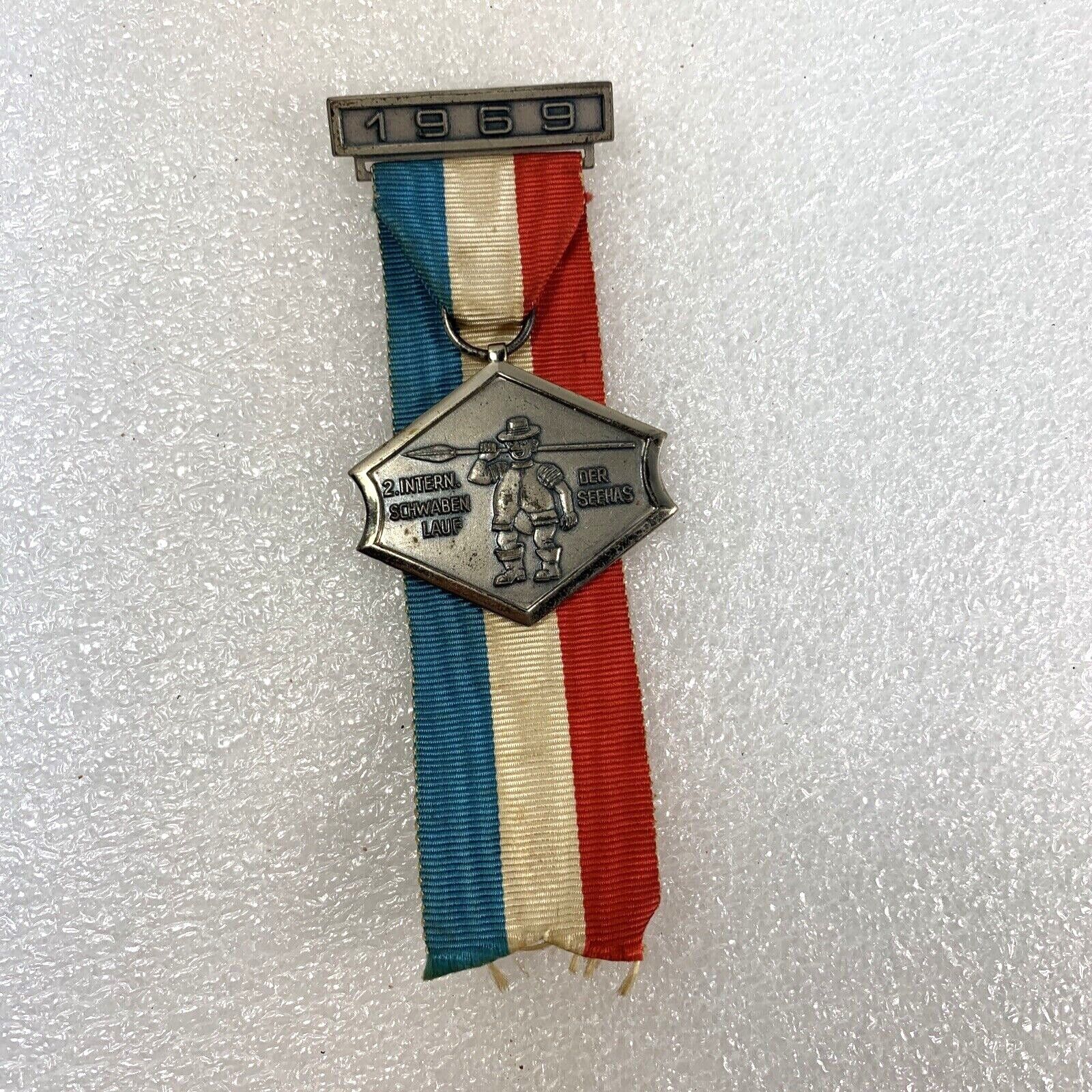 1969 France Fussball Club Haunstetten 7 Schwaben Badge Pin Der Seehas Dchwaben