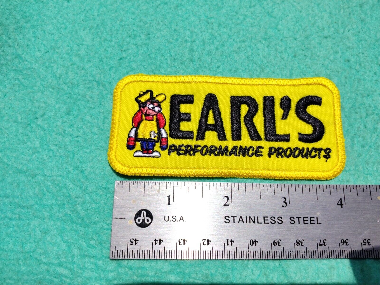 Earl\'s Performance Products Racing Service  Parts Dealer Uniform  Patch