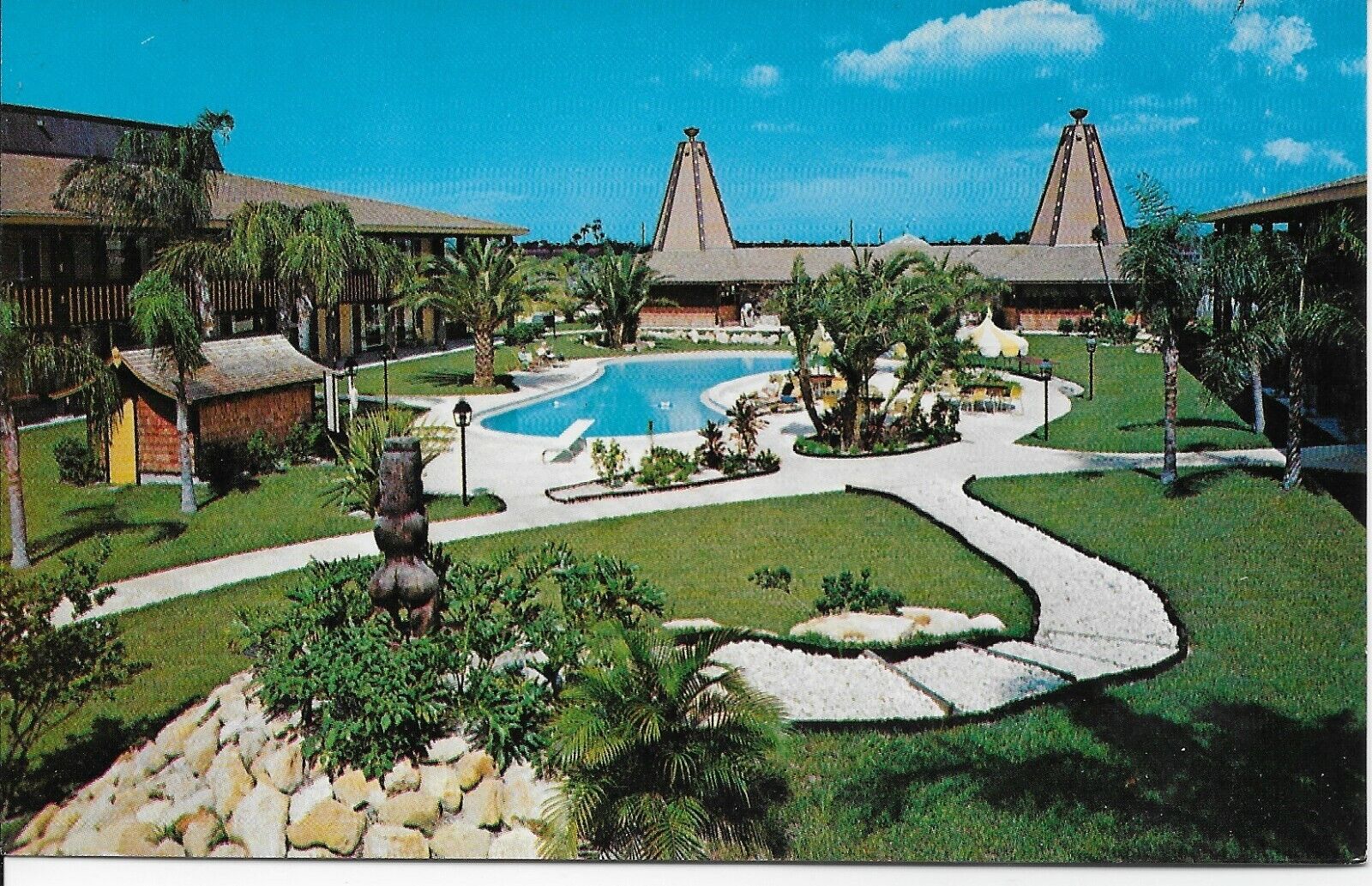 Tahitian Motor Lodge, Holiday, Florida --POSTCARD