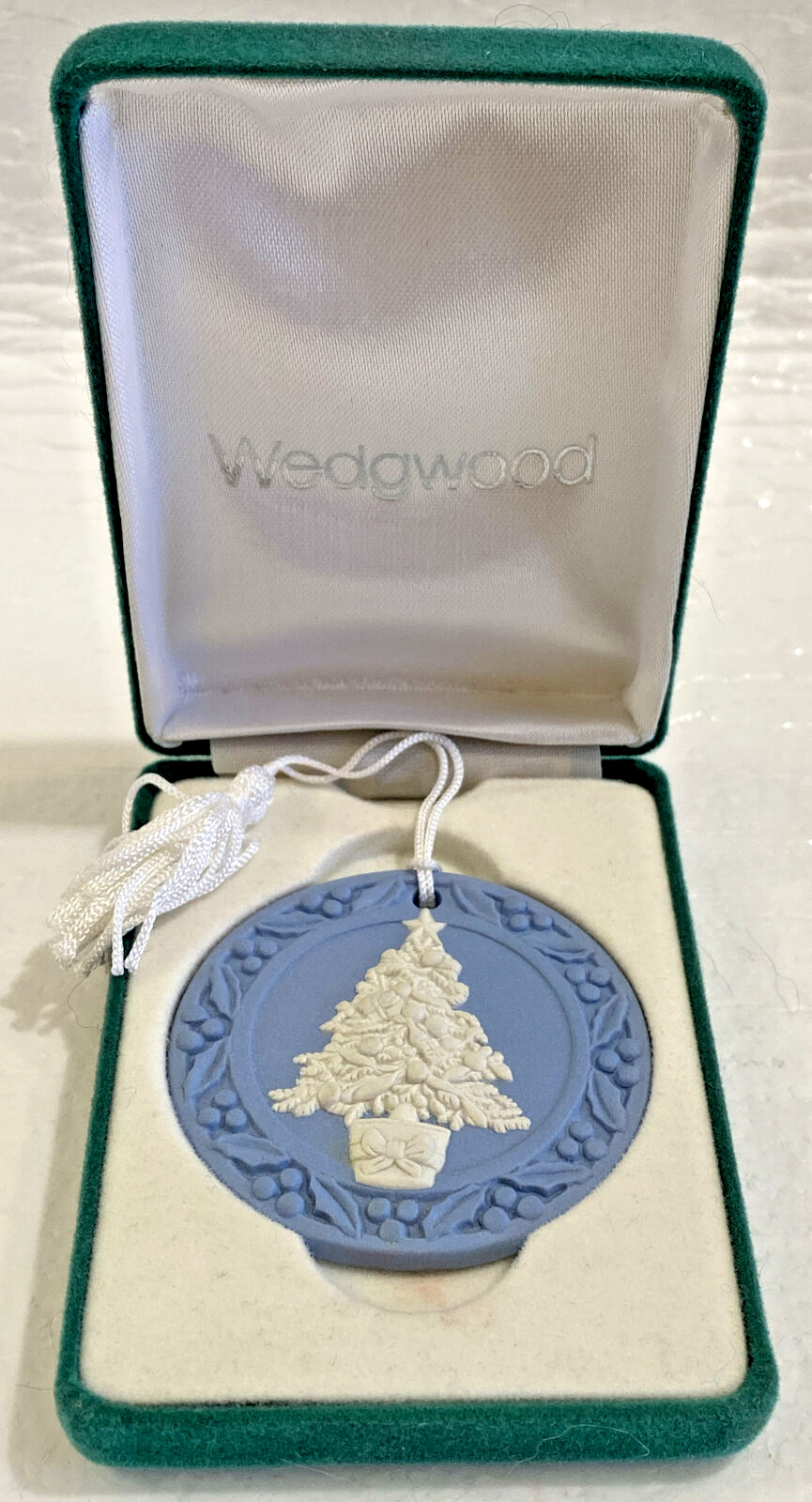 Wedgwood Blue & White Jasperware Christmas Tree -Disc Ornament 1988 in Case