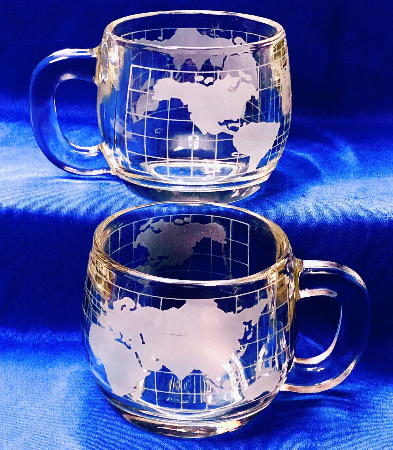 2 VTG 70s NESTLE NESCAFE World Globe Coffee Mugs Etched Earth Map Glass Planet