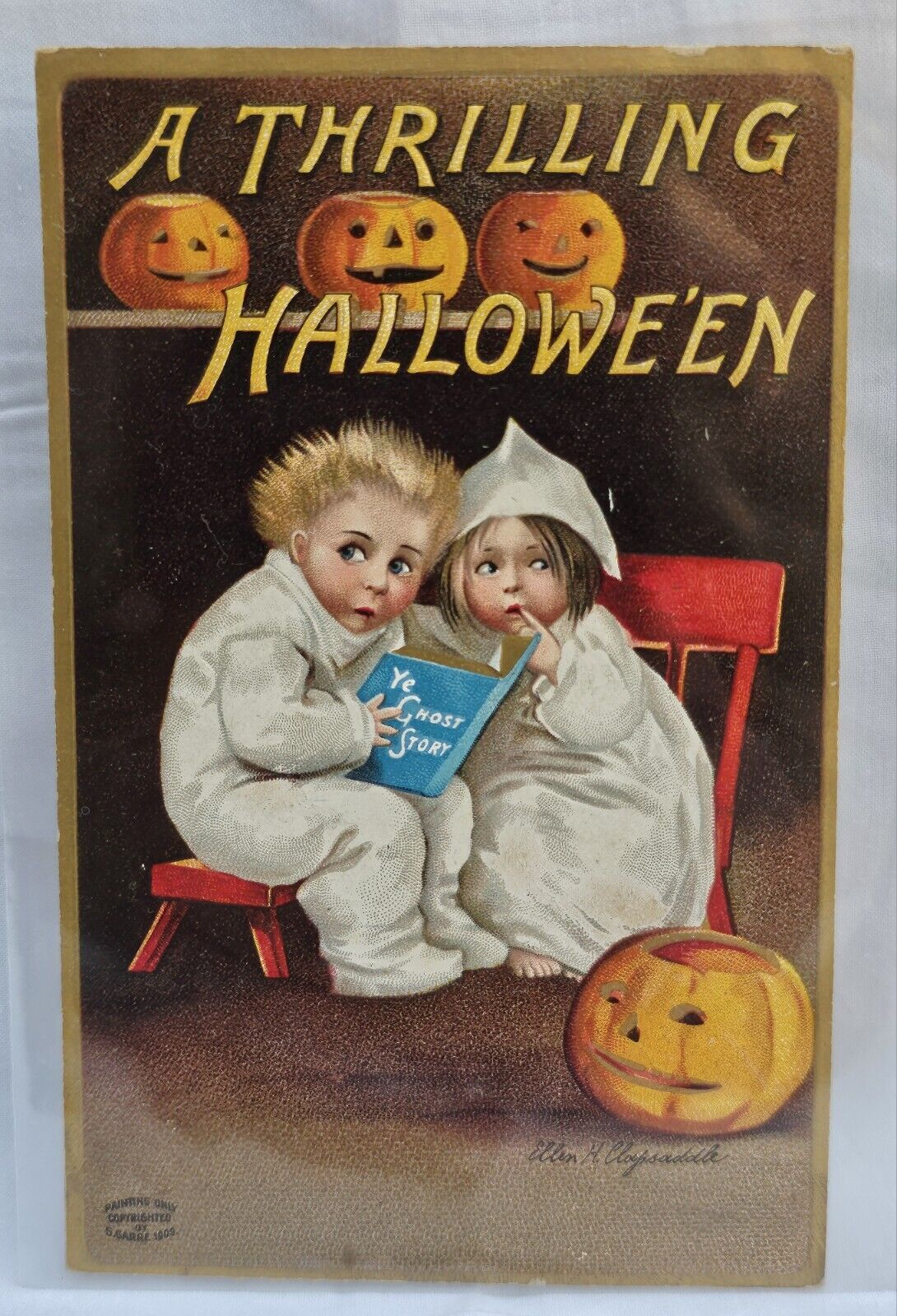 1909 A Thrilling Halloween Post Card Ellen Clapsaddle Embossed Pumpkin Painting 