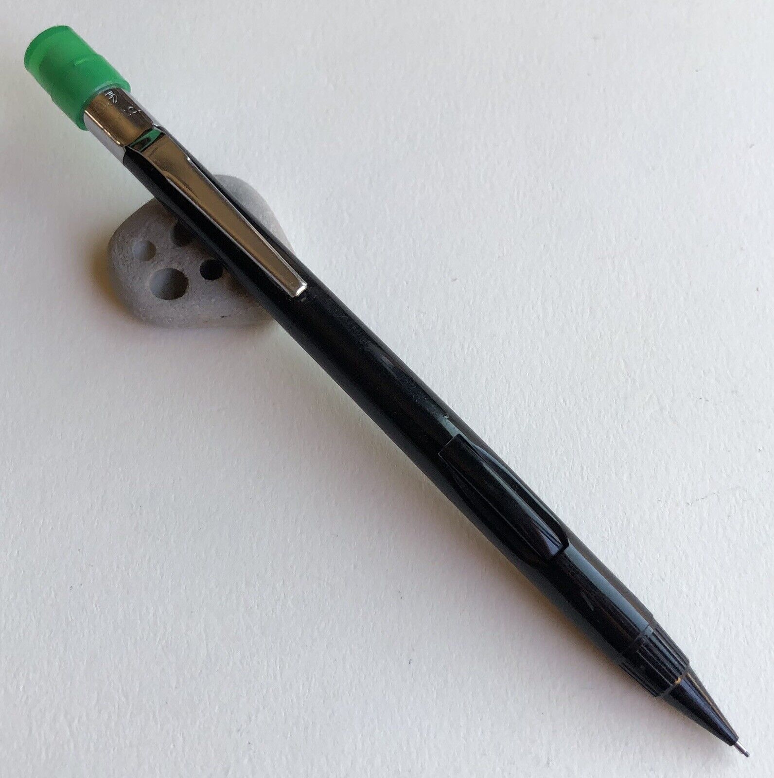Vintage PENTEL Quicker Clicker Mechanical Pencil .5mm Black Barrel Japan