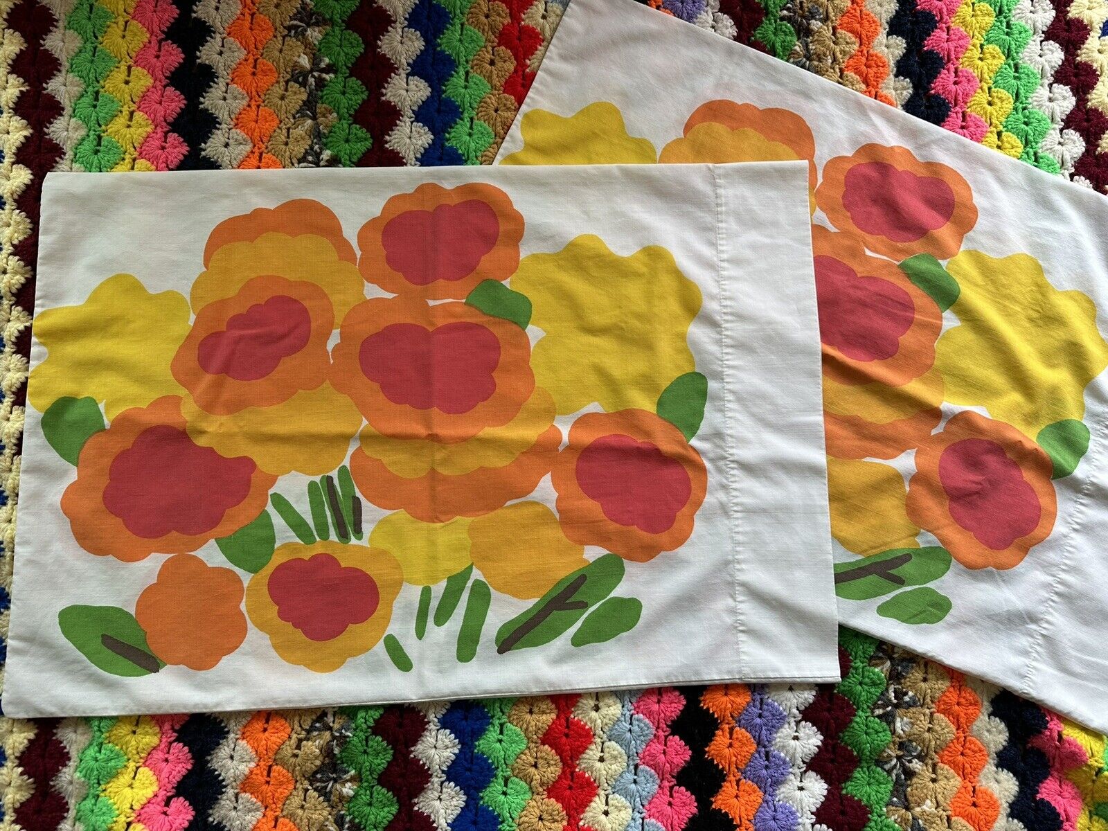 Pair Vintage Fieldcrest Marimekko Morning Floral Pillowcases Orange Yellow Red