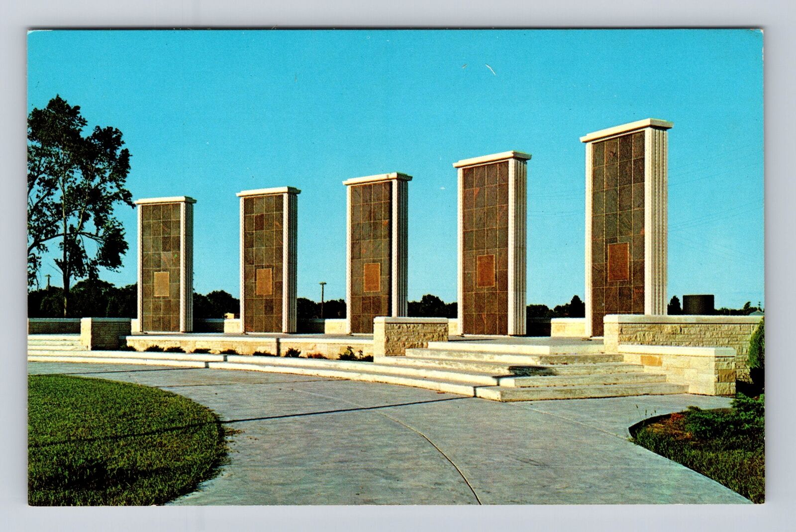 Abilene KS-Kansas, Eisenhower Center, Antique Vintage Souvenir Postcard