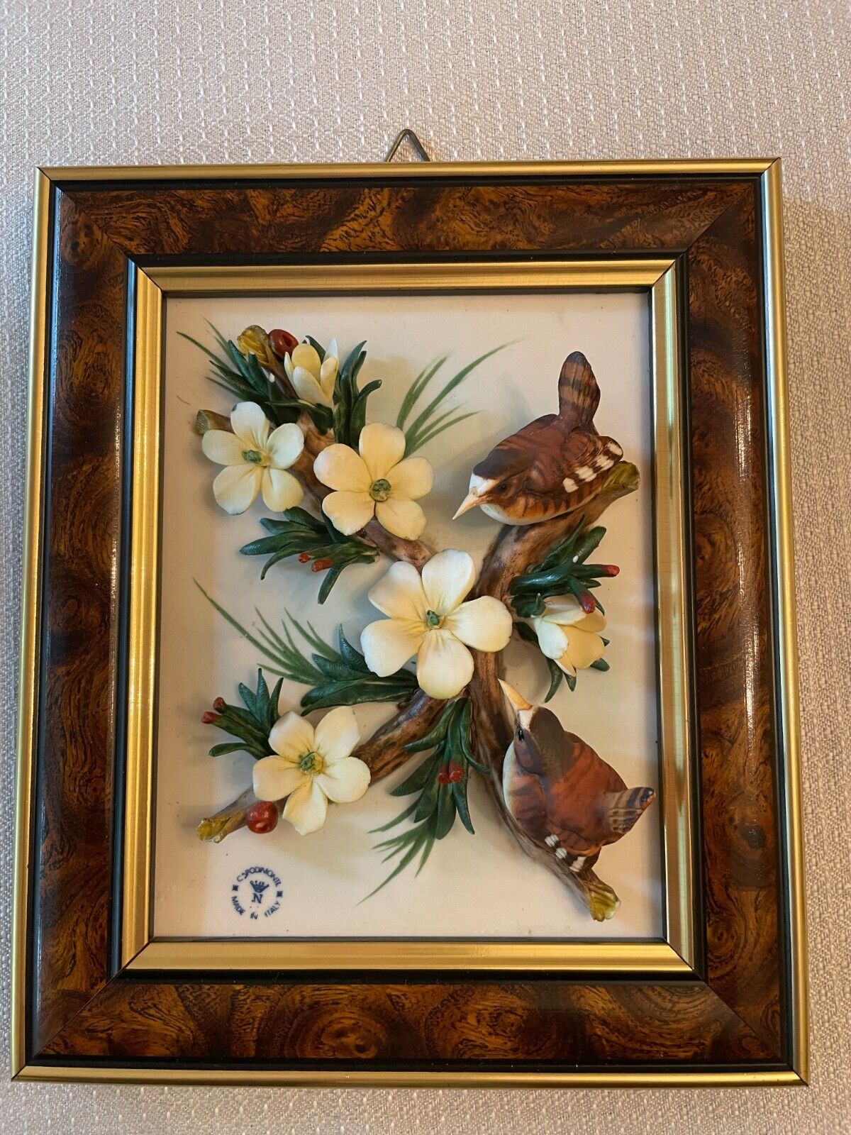 Vintage Framed CAPODIMONTE FINCHES & FLOWERS 3D WALL PLAQUE ~ Made in Italy