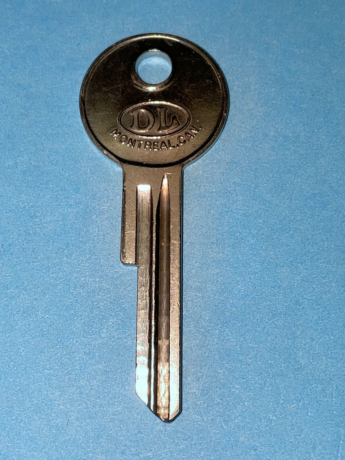 Vintage 1949 - 1958, 1966 - 1967   MOPAR Trunk Key Blank, 701G, NOS