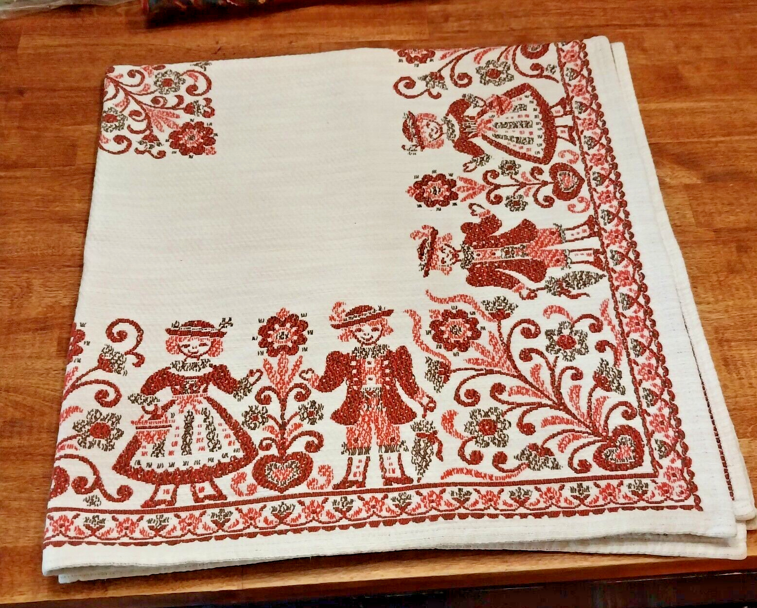 Vtg Linen/Cotton Austrian Folk Traditional Scandi Style Square Tablecloth 37\