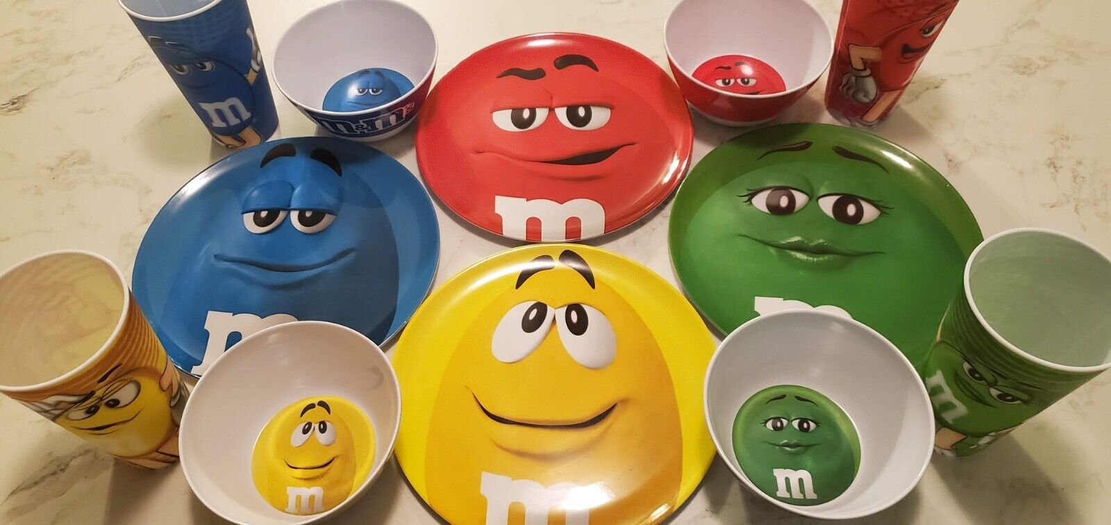 M & M Collector Plate, Bowl & Glass set