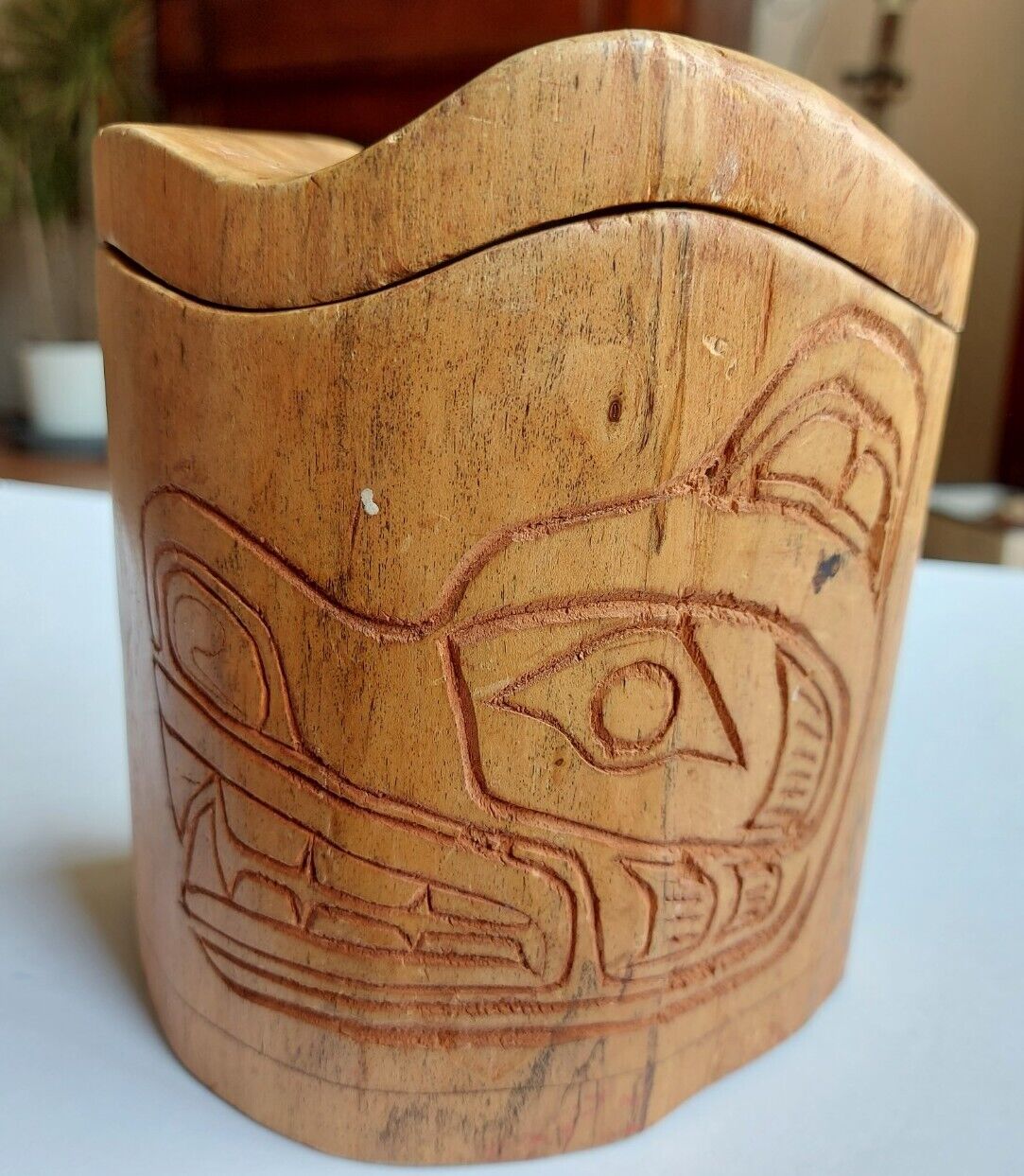 Pacific North West Salish Native Bear Cedar Box Carving BX1