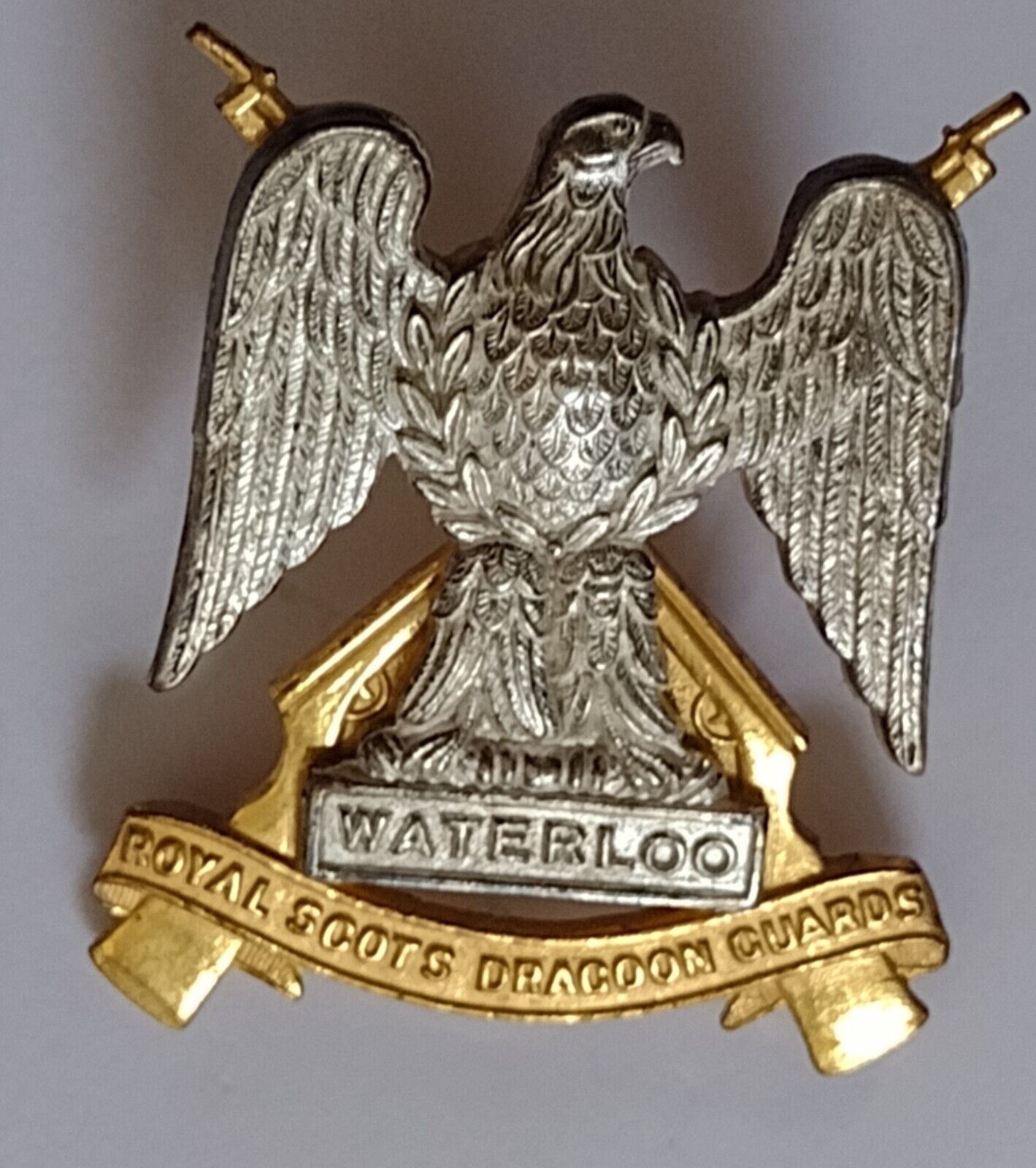 Royal Scots Dragoon Guards Officers Cap Badge Gilt/Silver 48 mm 2Lug VINTAGE Org
