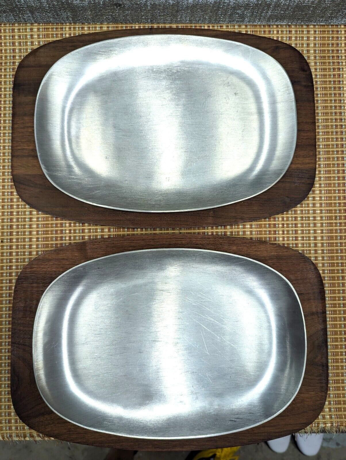 Lot of 2 Gladmark Burbank California Wood / Metal Sizzle Serving Platter USA