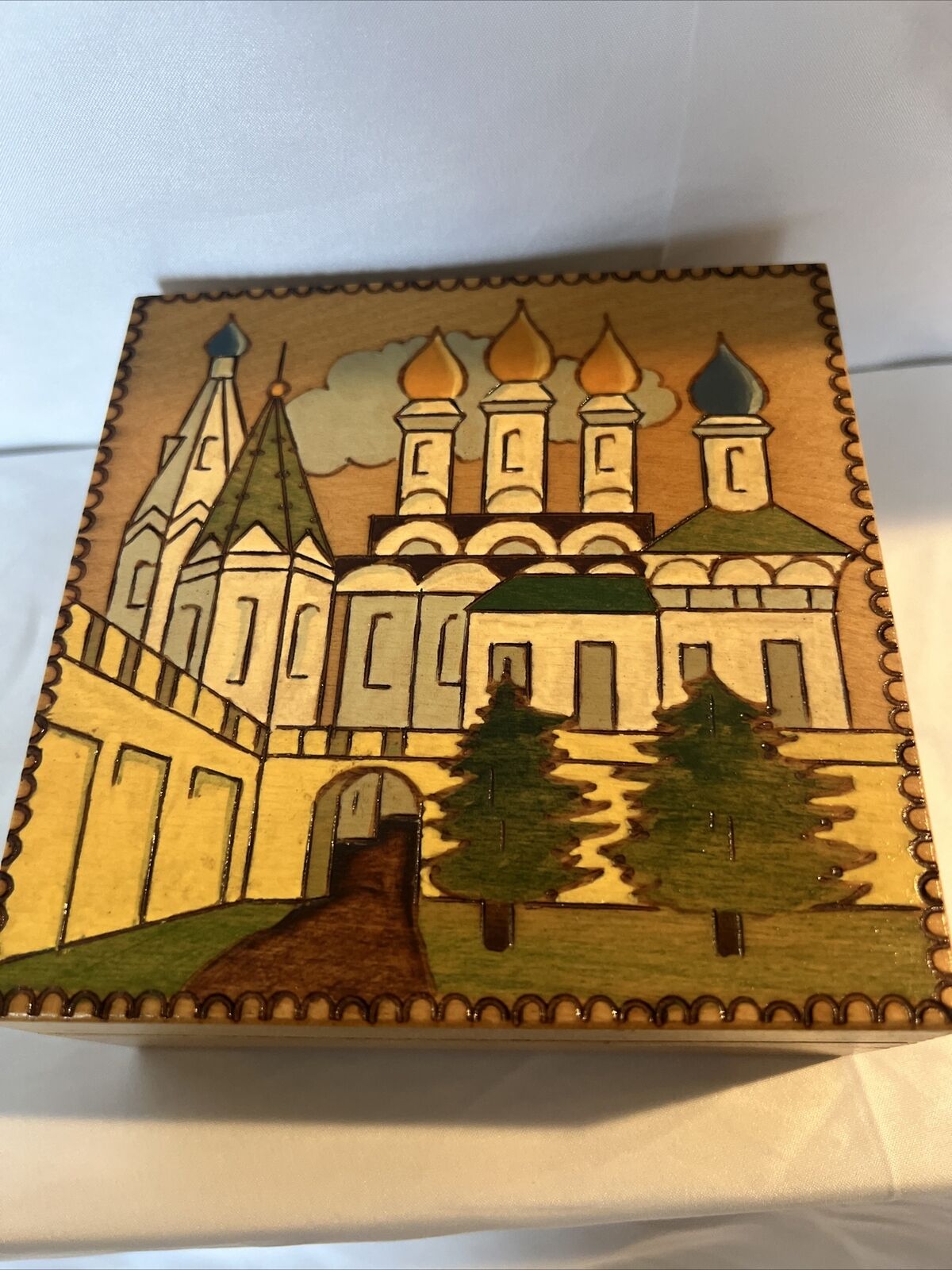 Vintage Handcrafted Wooden Trinket Box Scenery Architecture Jewelry Box 4”