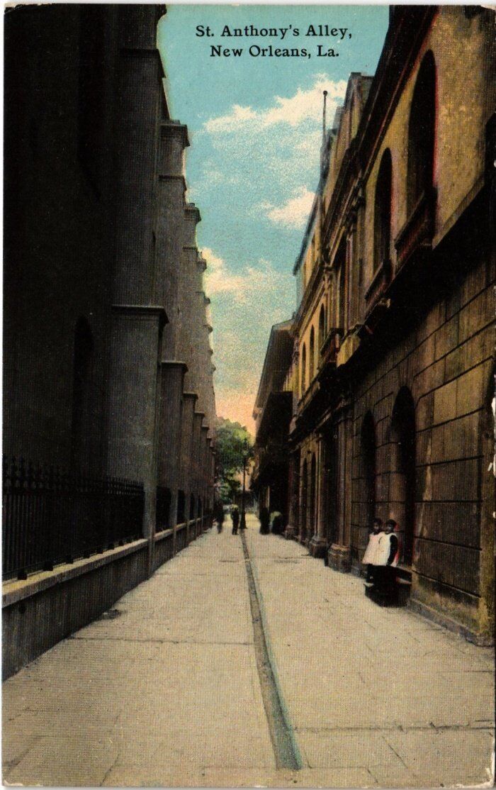 VINTAGE PC USA NEW ORLEANS LOUISIANA ST ANTHONY\'S ALLEY (a832)