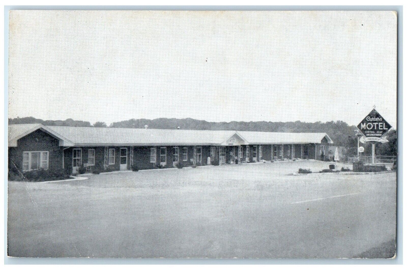 c1940 Carter's New Brick Motel Exterior Scottsville Kentucky KY Vintage Postcard