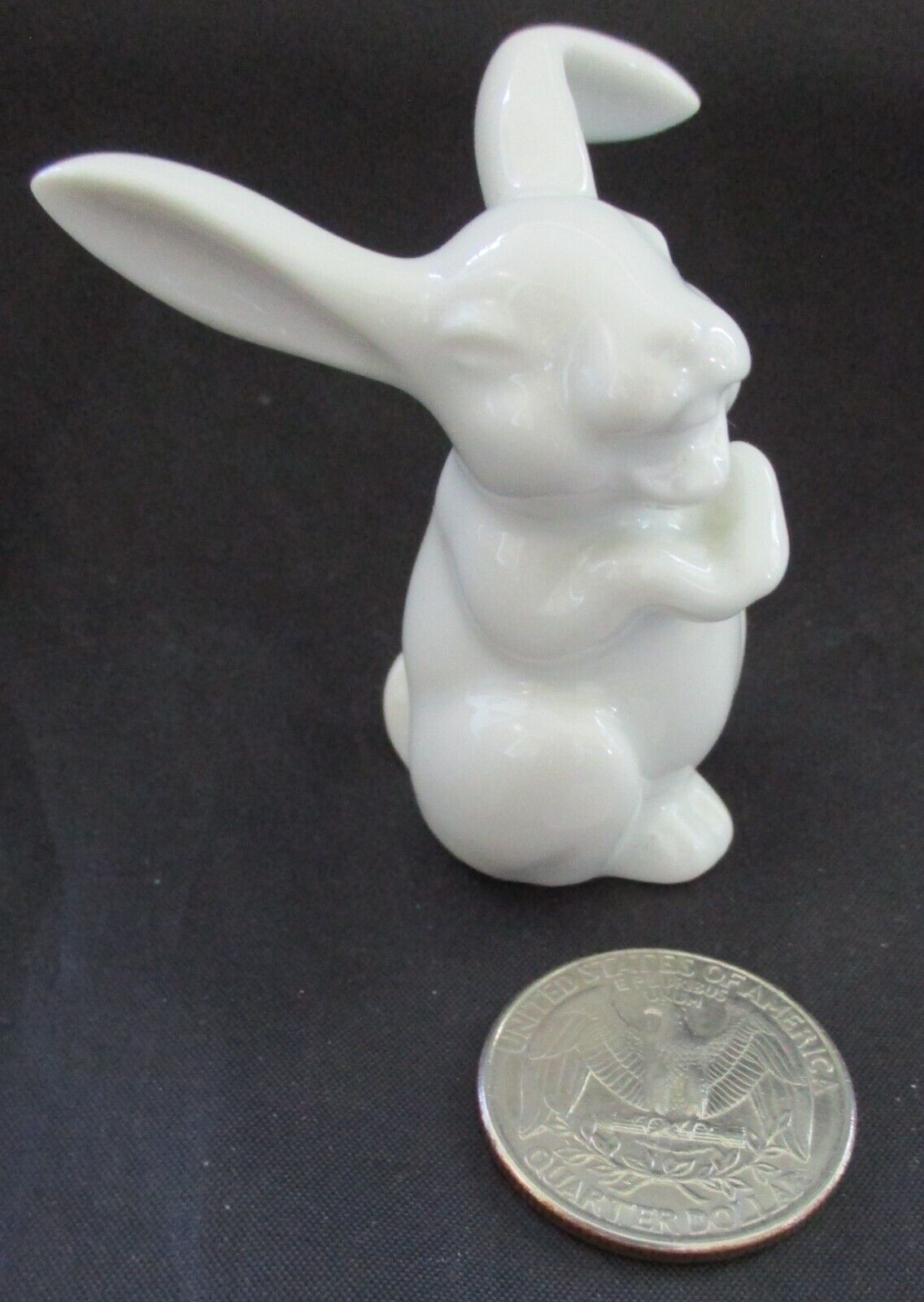 VINTAGE MINIATURE ROSENTHAL GERMANY LAUGHING RABBIT BUNNY or HARE 2”