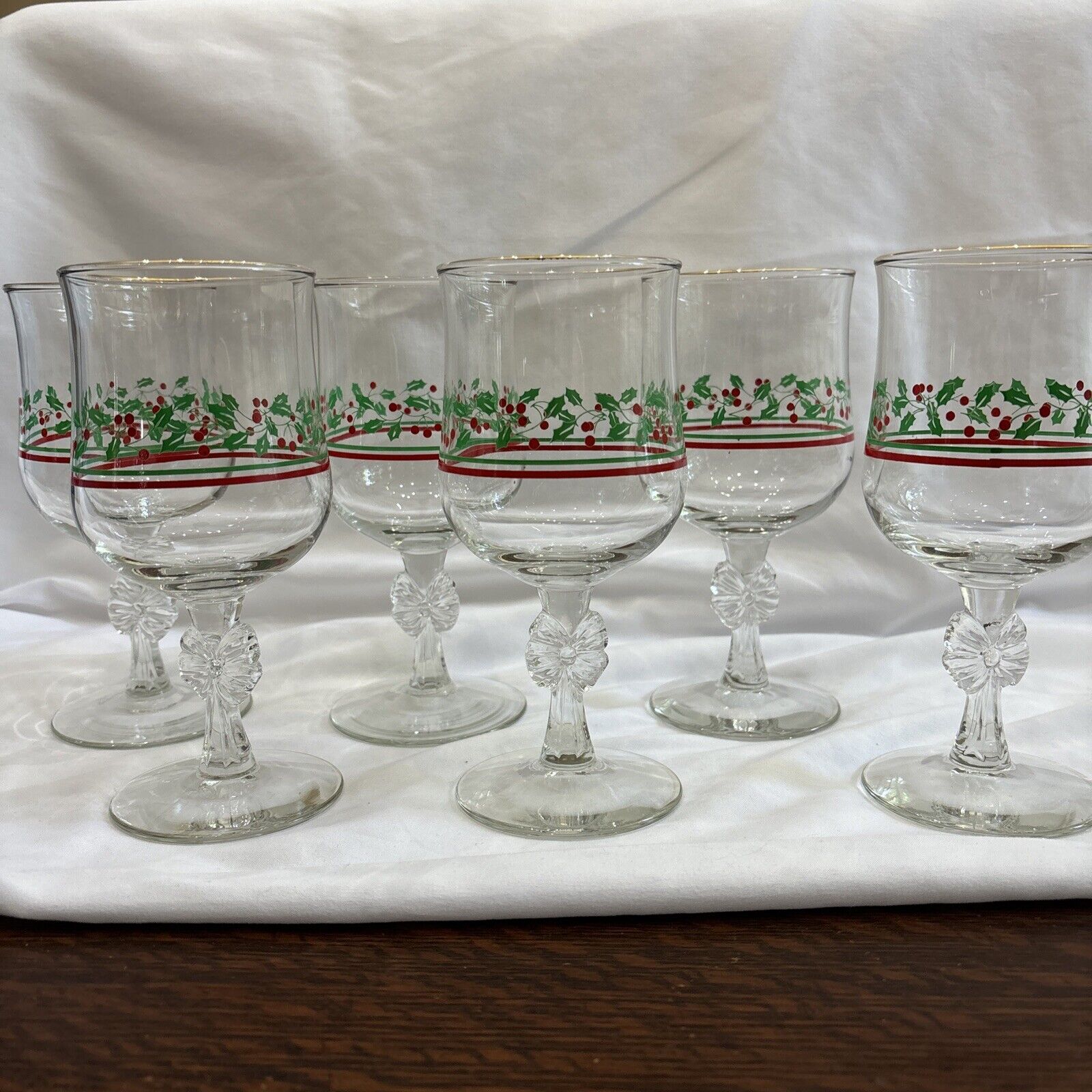Vintage -6- 1987 Libby’s Arby\'s Christmas Holly Berry Wine Glasses Bows On Stem