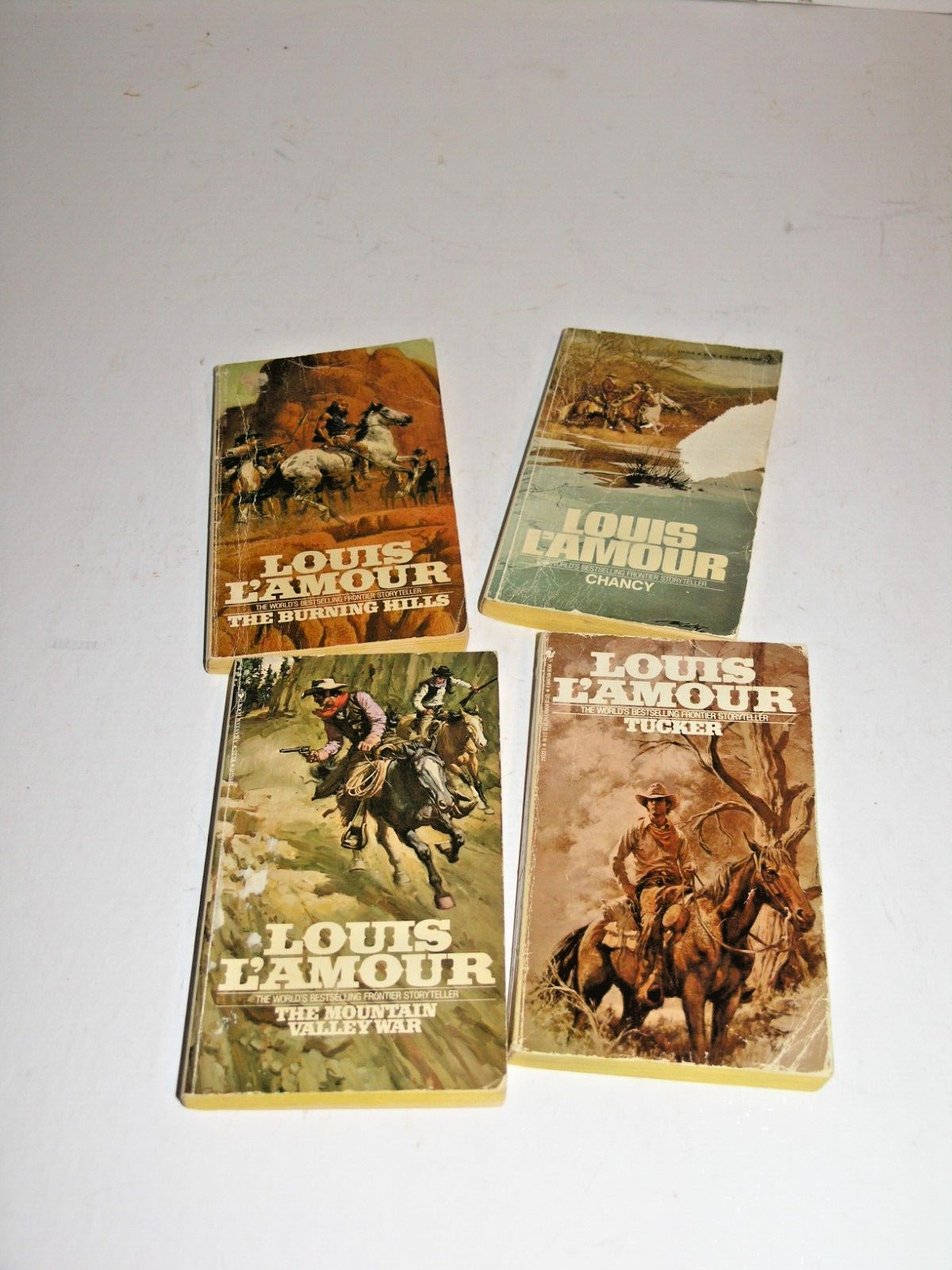 4 Vintage Louis L\'Amour Best Selling Frontier Storyteller Paperback Bantam Books