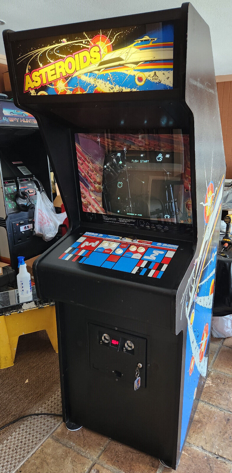 Asteroids Video Arcade Game Machine Owl Atari WORKS w/ Manual & Schematics