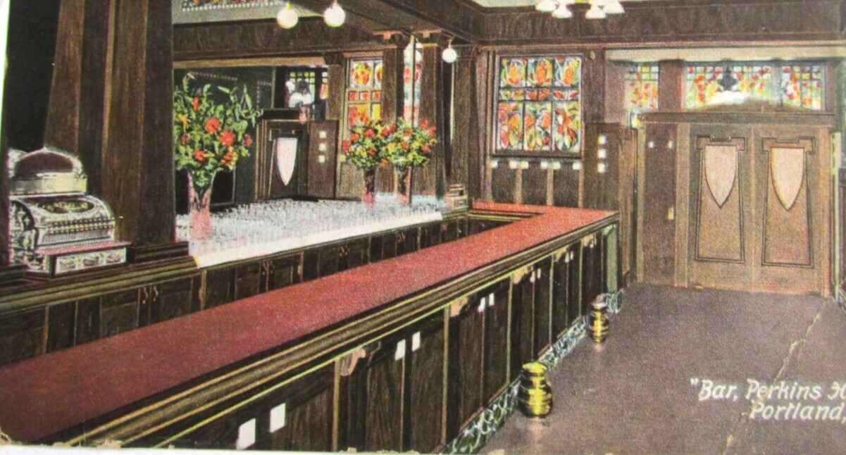 1911 PORTLAND OREGON Or Postcard Bar  Perkins Hotel Stained Glass, Cash Register
