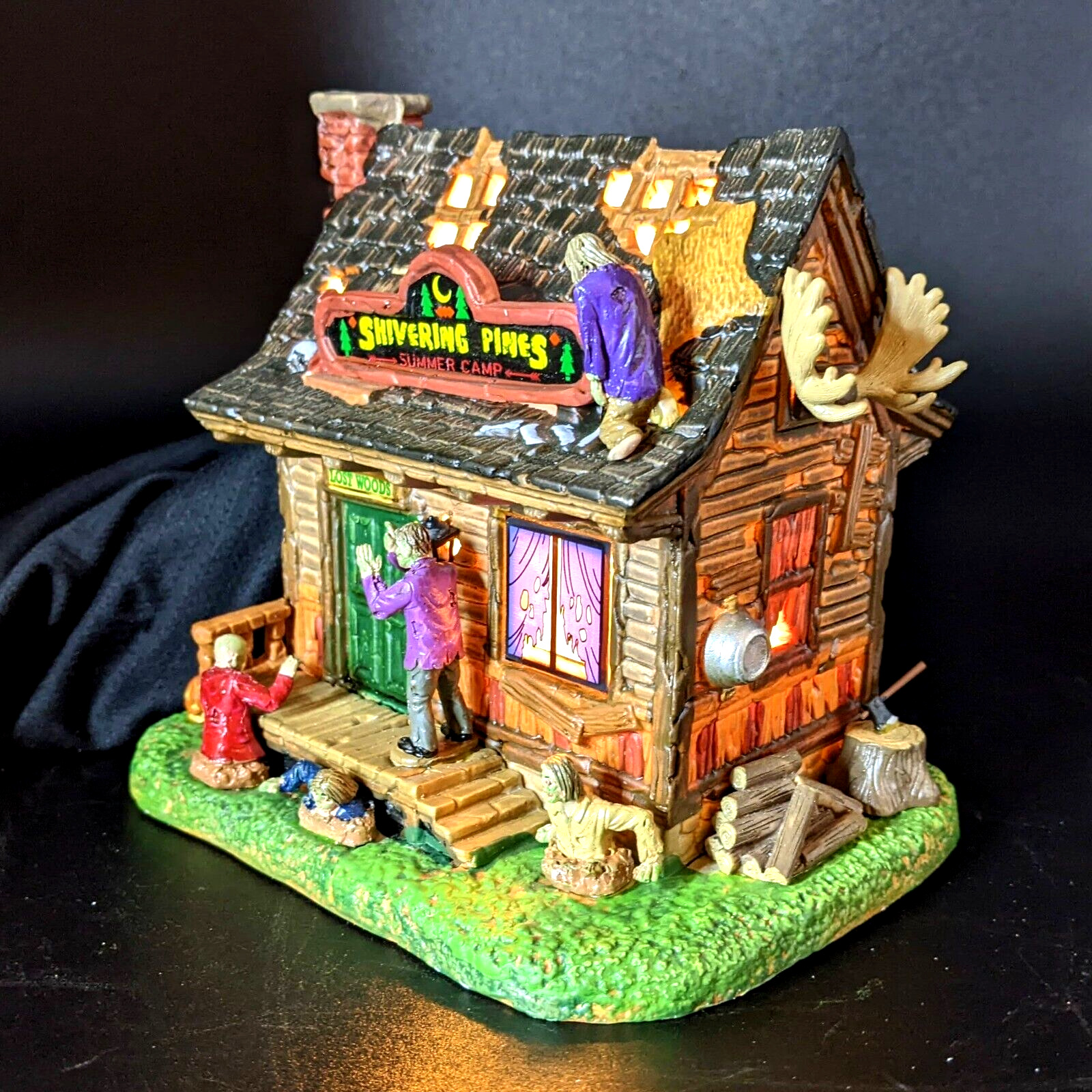Lemax 2018 Spooky Town SHIVERING PINES#85309 Halloween Creepy Cabin Lighted Box